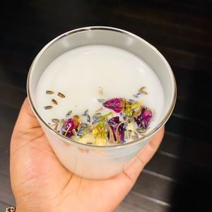 Handcrafted Coco Apricot Candle “Dark Gypsy Rose”